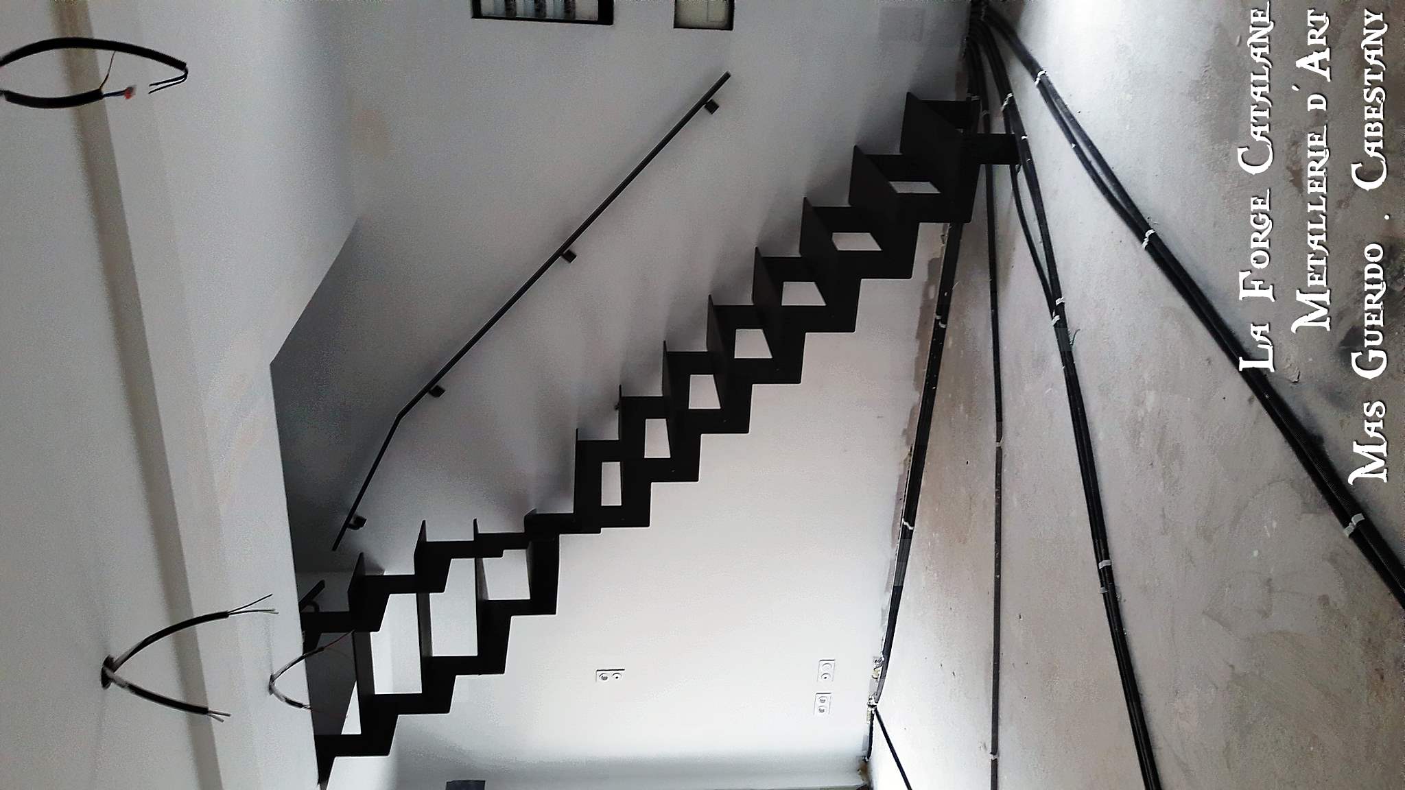 escalier double limon cremaillere 1 quart tournant brosse industriel forge catalane 2.jpg